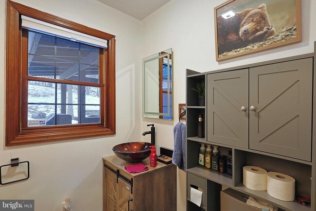 Building Photo - 761 Timberlake Dr