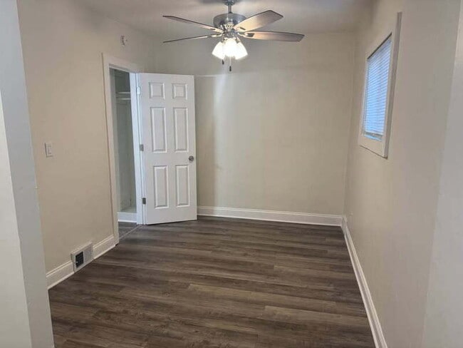 Building Photo - 3528 Rollins Ave