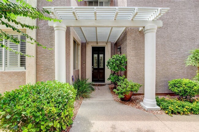 Building Photo - 1500 San Juan Hills Dr