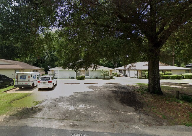 Building Photo - 6831 Tiki Ln