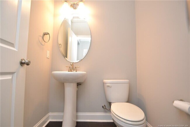 Building Photo - 977 Bristol Bridge Dr