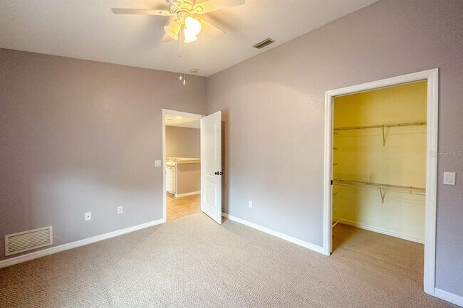 Building Photo - 8100 Memory Ln