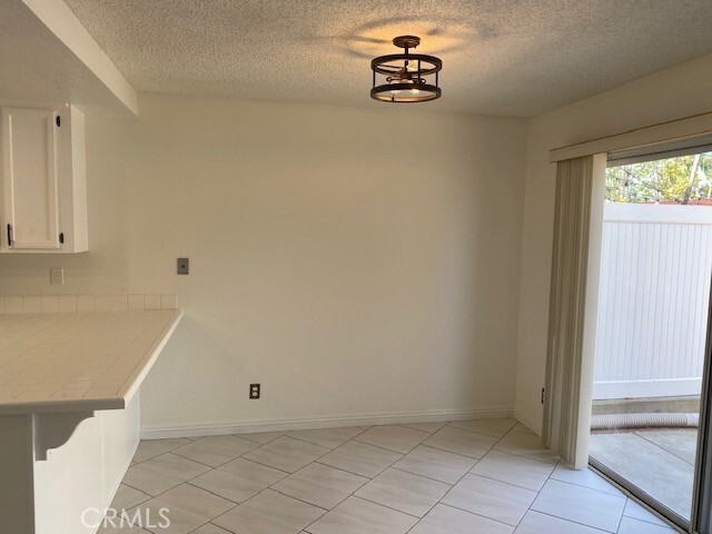 Building Photo - 26941 Stonehaven