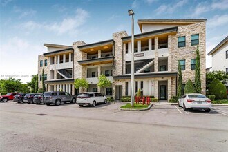 Building Photo - 7865 NW 104th Ave