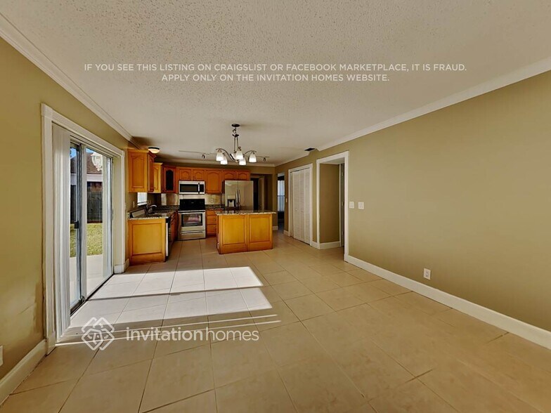 Building Photo - 5170 Foxhall Dr N