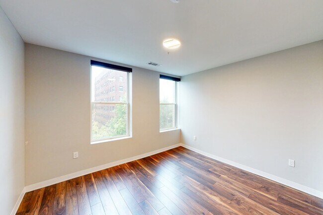 Floorplan - 520 E Armour