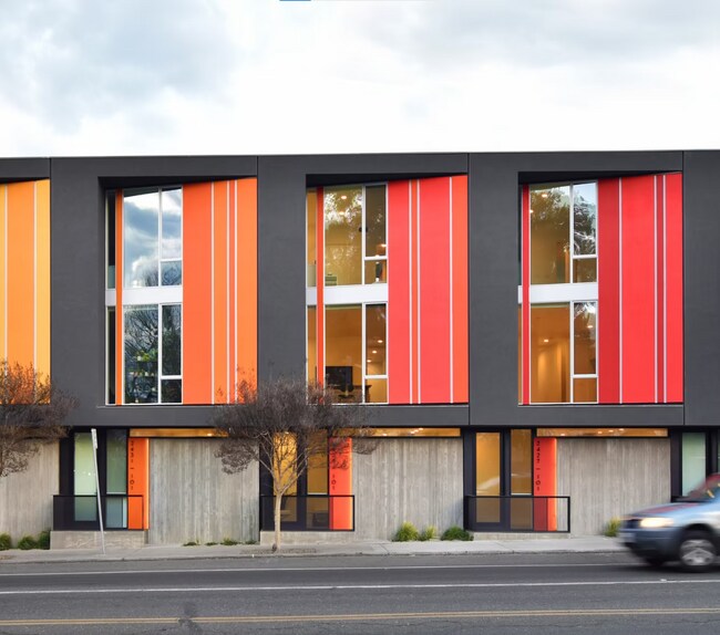 Building Photo - 2427 Binnen Ln