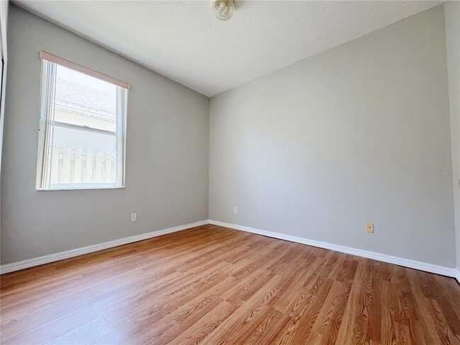 Building Photo - 5004 Alavista Dr