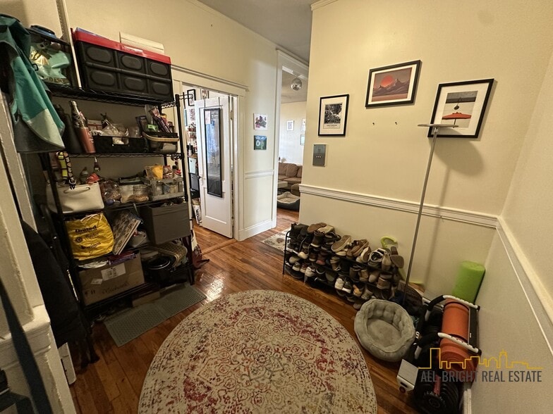 Building Photo - 309 Allston St