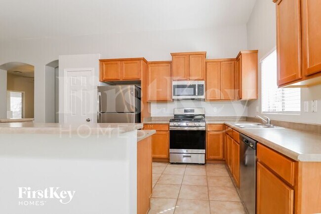 Building Photo - 14620 W Watson Ln