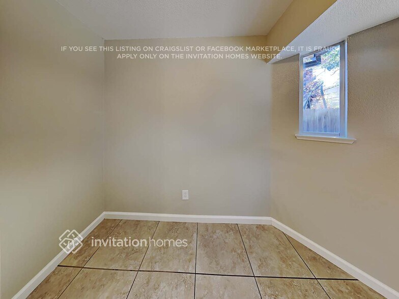 Building Photo - 8102 Pavia Way