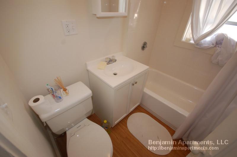 Building Photo - 1175 Boylston St