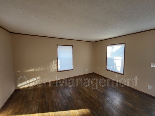 Building Photo - 3416 Kramers Ln