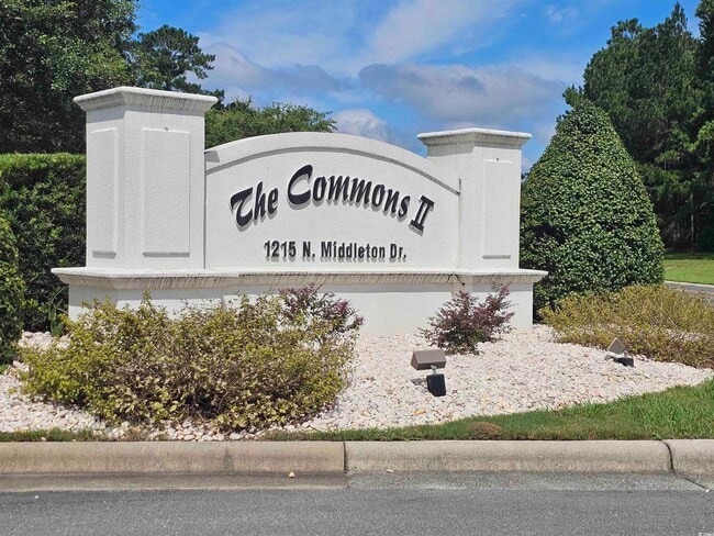 Building Photo - 1215 N Middleton Dr