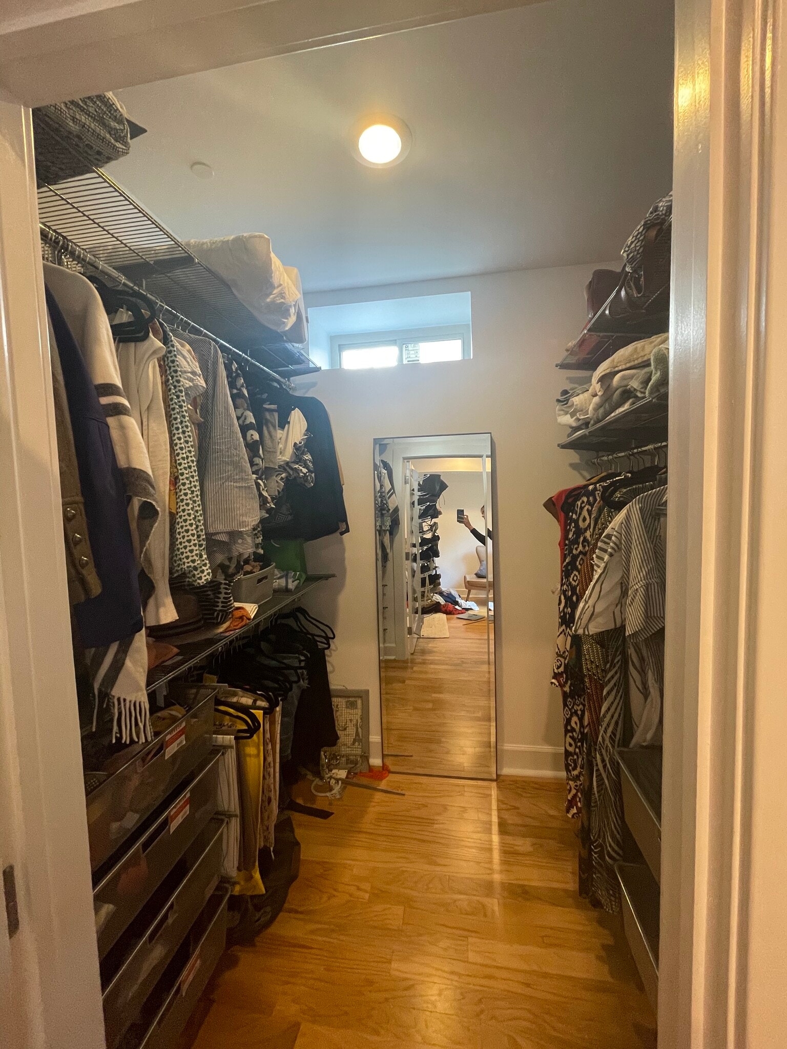 Building Photo - 1900 Poplar St