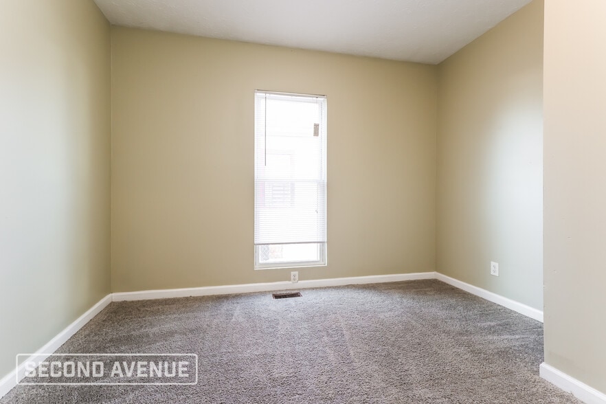 Building Photo - 540 Beecher St