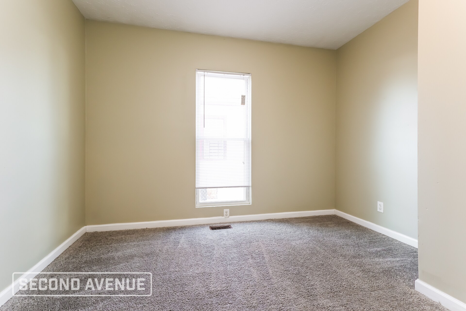 Building Photo - 540 Beecher St