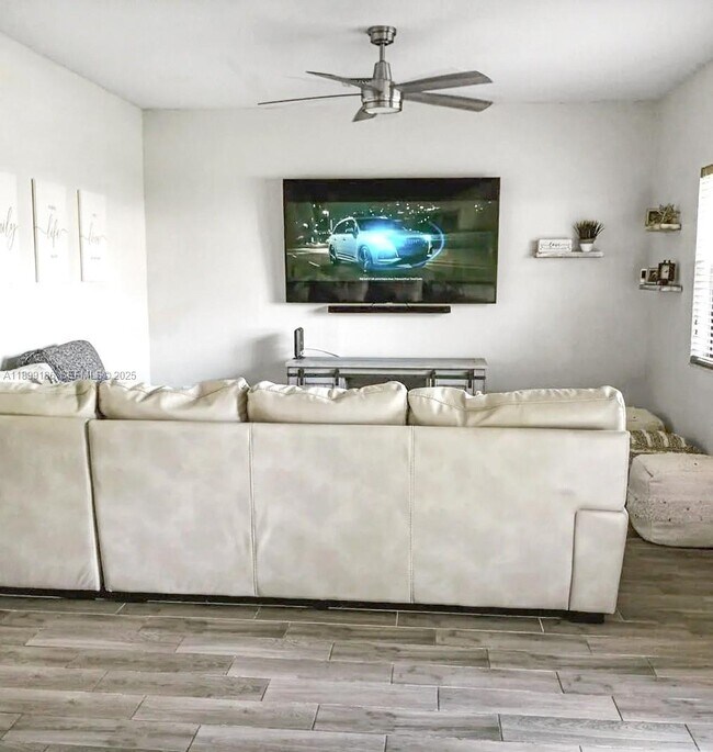 Building Photo - 11239 SW 243 Terrace