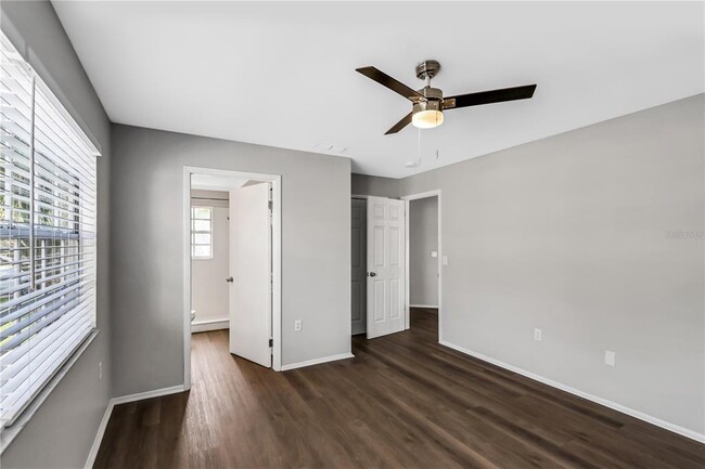 Building Photo - 7607 Gulf Ct
