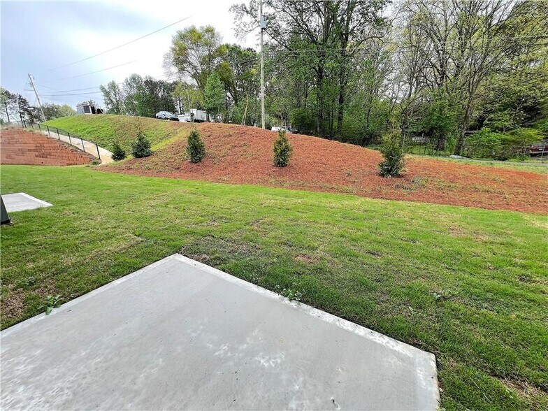 Building Photo - 4141 Oakwood Ter Ct