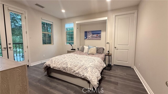 Building Photo - 57 Interlude