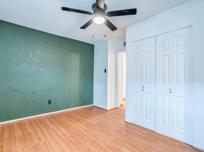 Building Photo - 5628 Pinon Vista Dr