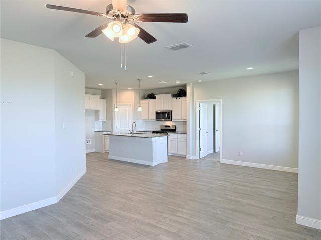 Building Photo - 1908 Albany Ln