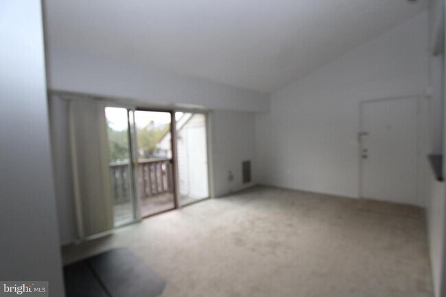 Building Photo - 2114 Aspen Dr