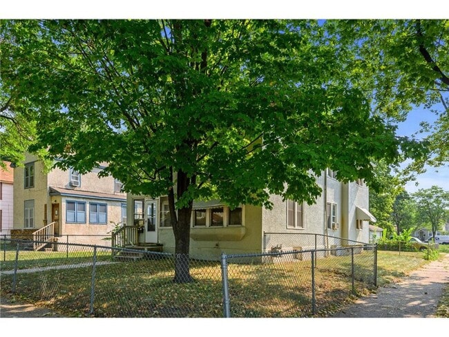 Building Photo - 2900 N Colfax Ave