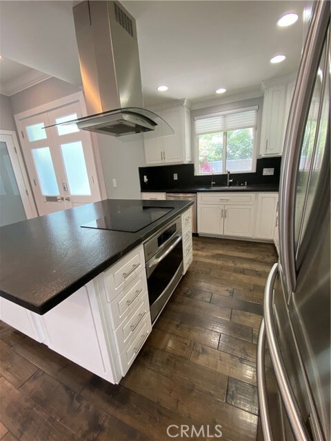 Building Photo - 520 Calle Aragon