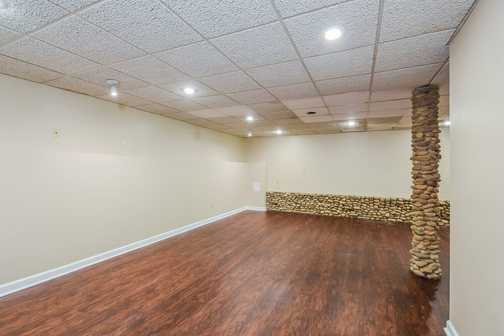 Building Photo - 134 Oak Landing Dr S