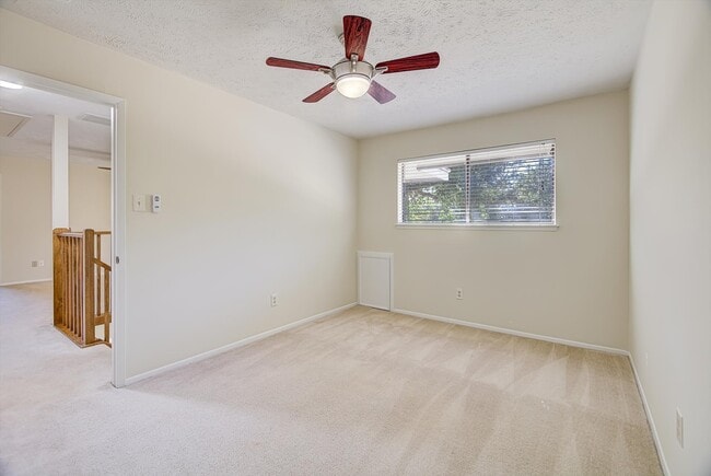 Building Photo - 2807 Planters St