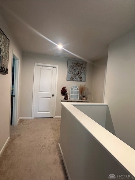 Building Photo - 2652 Kingman Dr
