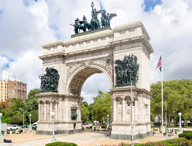 Prospect Park - 422 Clermont Ave