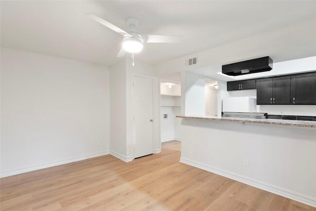 Building Photo - 4930 Windward Passage