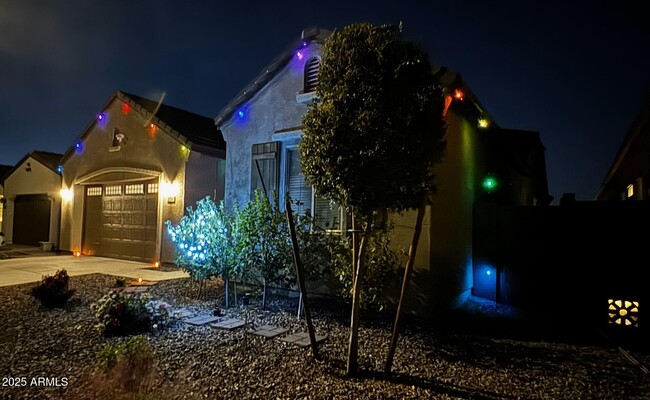 Building Photo - 2516 E King Bird Dr