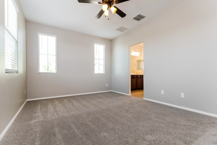 Building Photo - 17736 W Mandalay Ln