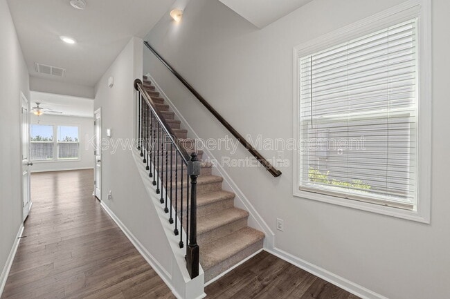 Building Photo - 4136 Thimbleberry Dr