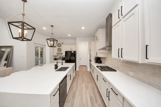 Building Photo - 29021 Red Lp Dr