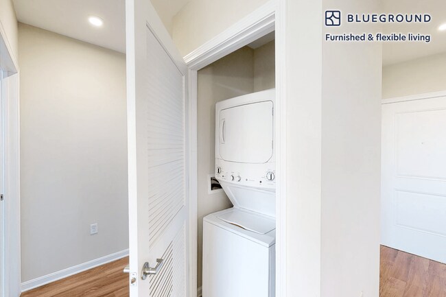 Building Photo - 229 Quarry St