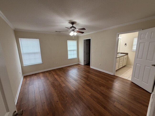 Building Photo - 259 Canterberry Pl
