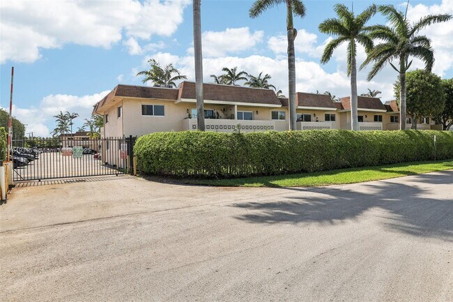 Building Photo - 14500 SW 88th Ave