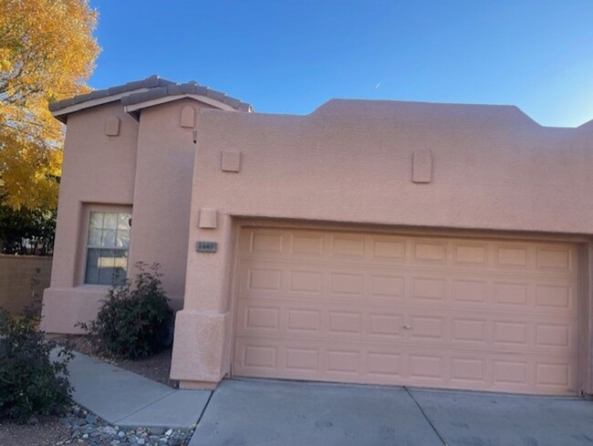 Primary Photo - 3 bed 2 bath Home in Cottonwood Commons Co...