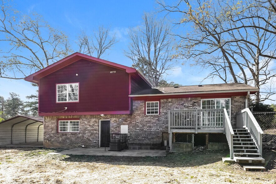 Building Photo - 6396 Thornhedge Dr