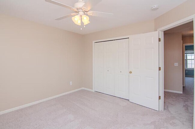 Building Photo - 448 Cherry Orchard Rd