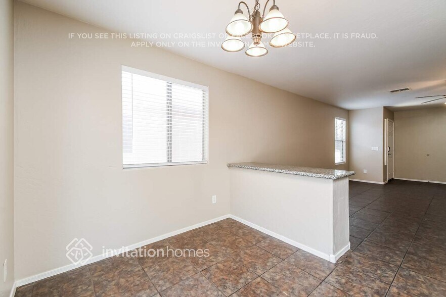 Building Photo - 256 W Angus Rd