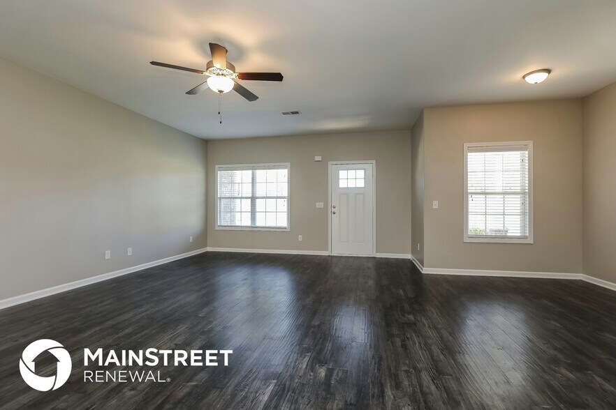 Building Photo - 901 Beverly Ct