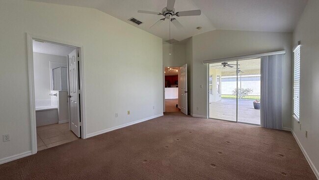 Building Photo - 515 South Valencia Cir SW