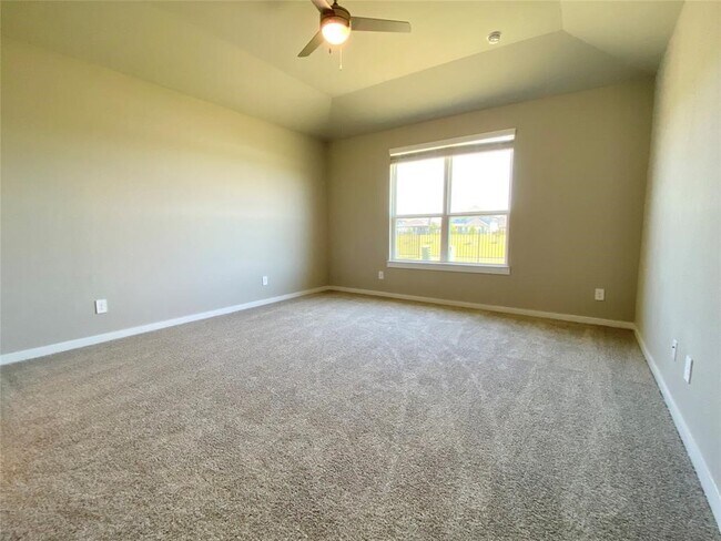 Building Photo - 29339 Red Rocks Pk Dr