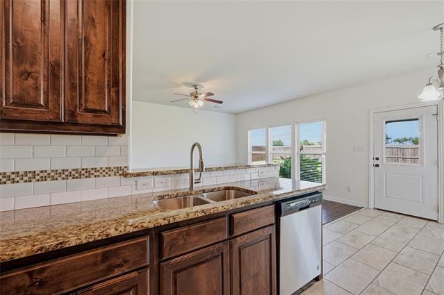 Building Photo - 1720 Fairway Dr